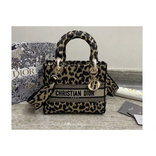 Christian Dior M0565 Dior Medium Lady d-lite bag in Gray Mizza Embroidery