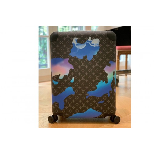 Louis Vuitton M23002 Horizon 55 rolling luggage in Monogram Eclipse Canvas